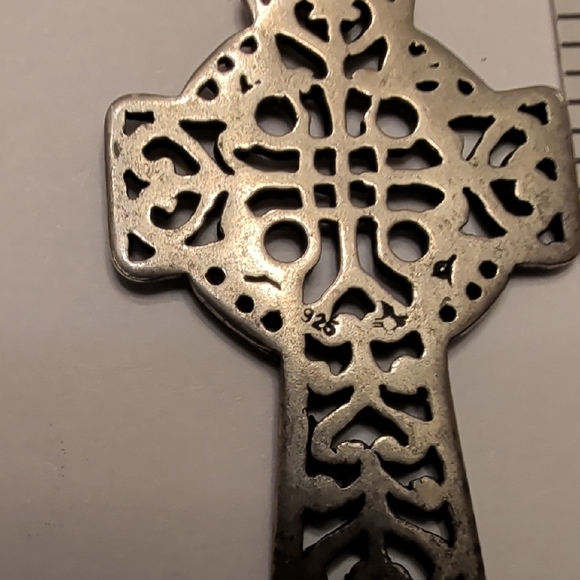 Vintage Sterling Silver Celtic Cross Pendant - Picture 3 of 4